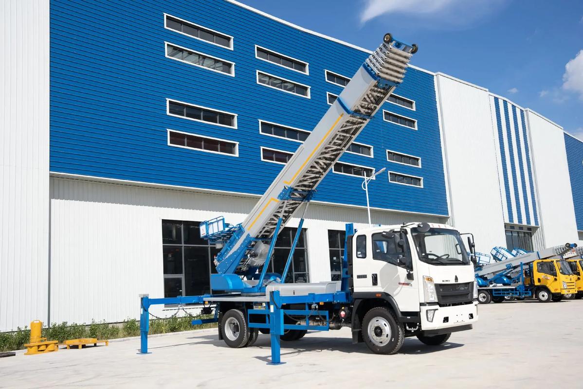 方城小型云梯车上料车租赁多少钱