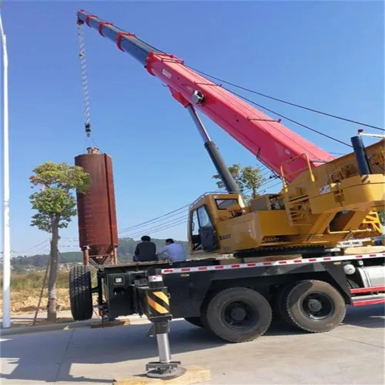 方城吊车立柱子怎么吊